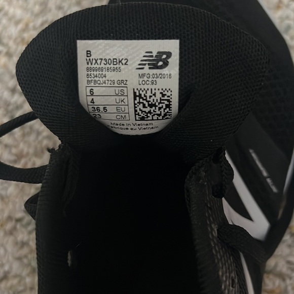New Balance 730v2 Training Sneaker - Picture 6 of 6